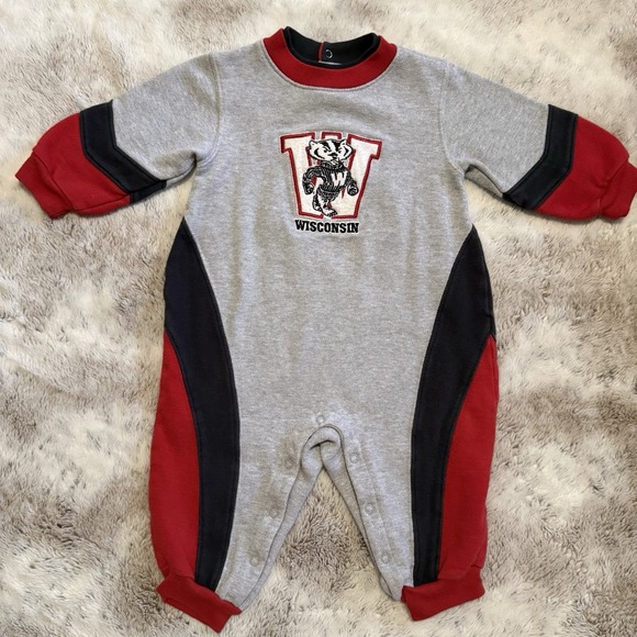 kids sports inc Other - Vintage Wisconsin Badger Baby Embroidered Logo Romper Size 18 Months